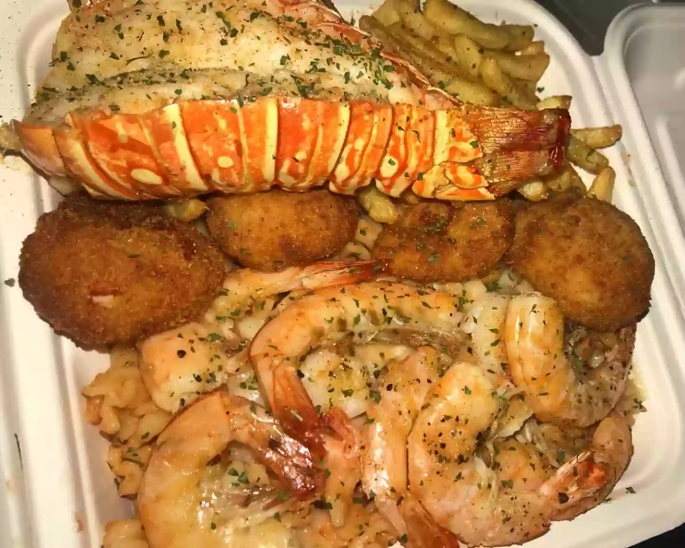 KYR KITCHEN KYR KITCHEN