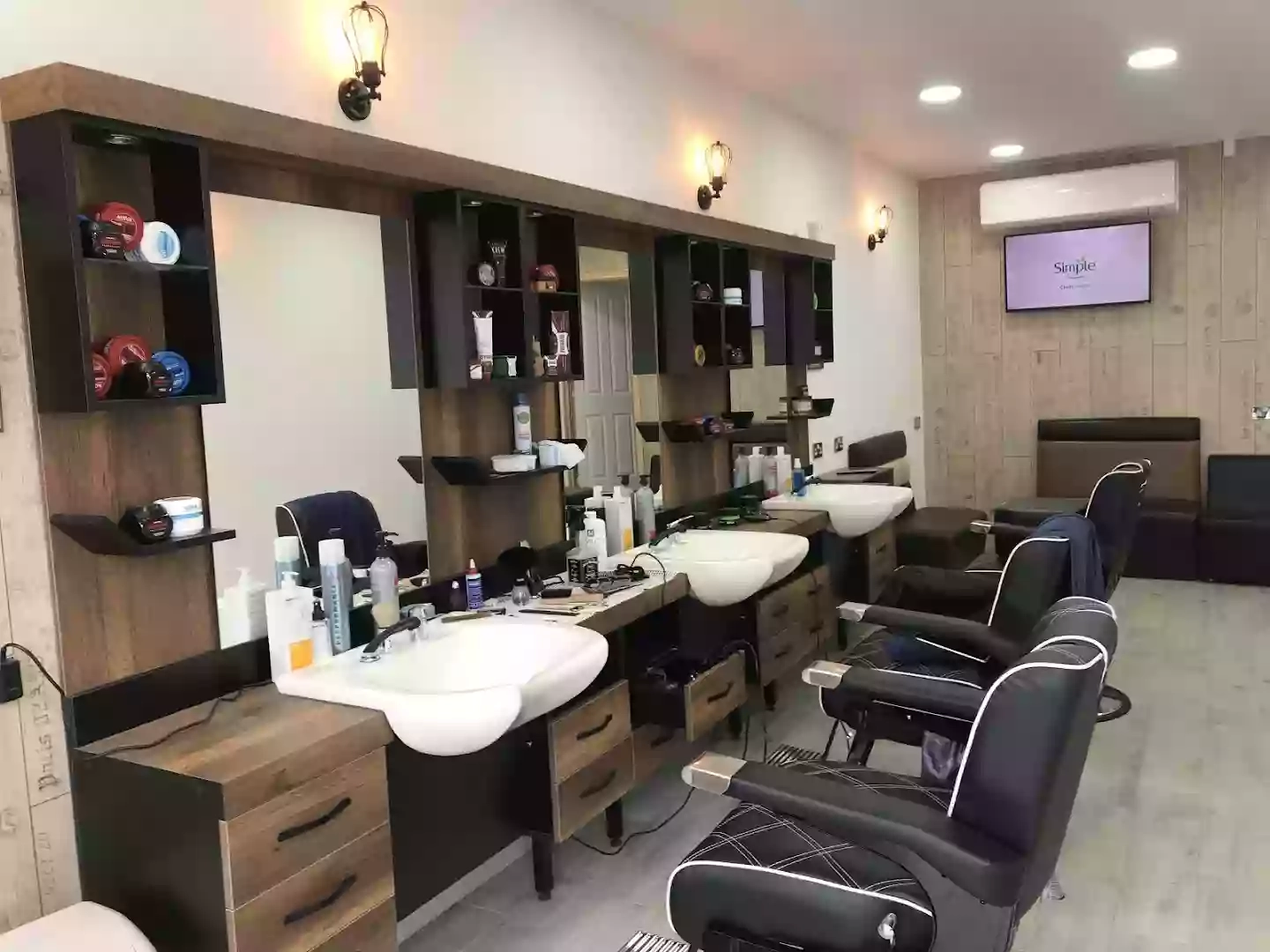 Anton Barbers Anton Barbers