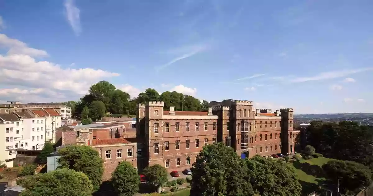 Queen Elizabeth's Hospital Queen Elizabeth's Hospital