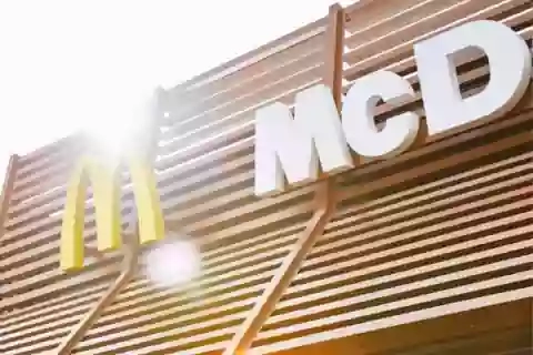 McDonald's Roma Mirti McDonald's Roma Mirti
