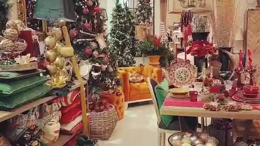 Arti e Mestieri Arti e Mestieri