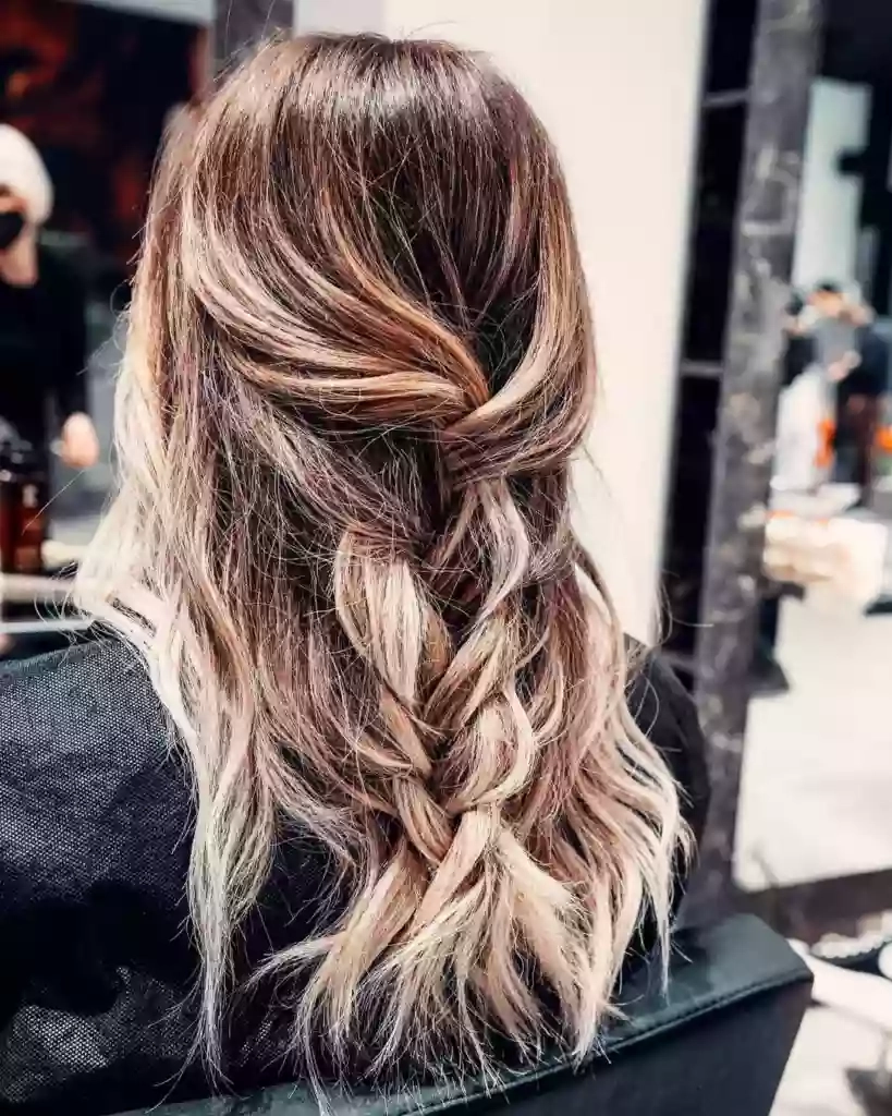 AG Hairstudio AG Hairstudio