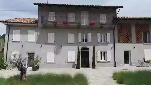 Sotto La Vigna Sotto La Vigna