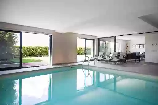 Suite & Pool Suite & Pool