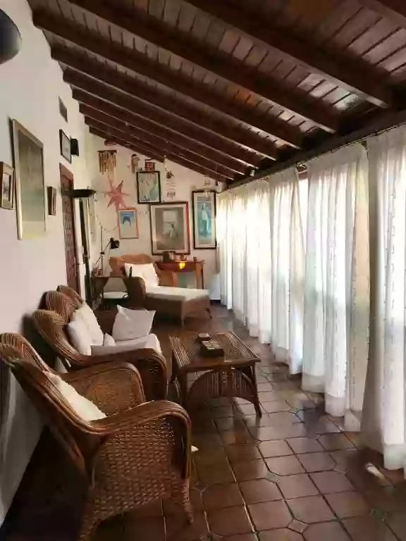 Casa LONGA Casa LONGA