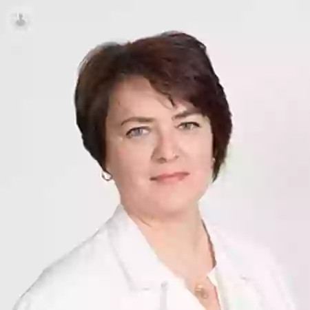 Dra. Ana Serradilla Dra. Ana Serradilla
