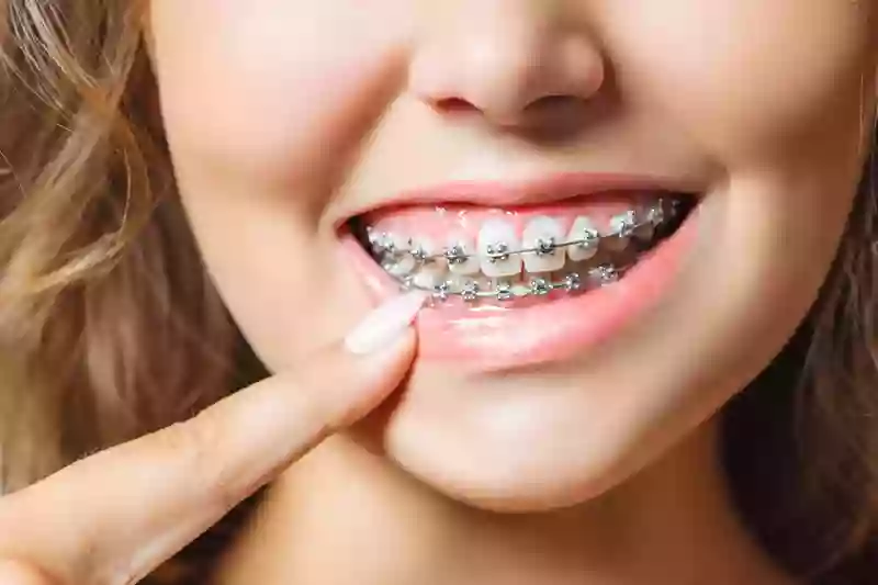 Clínica Dental TAVIRA Clínica Dental TAVIRA
