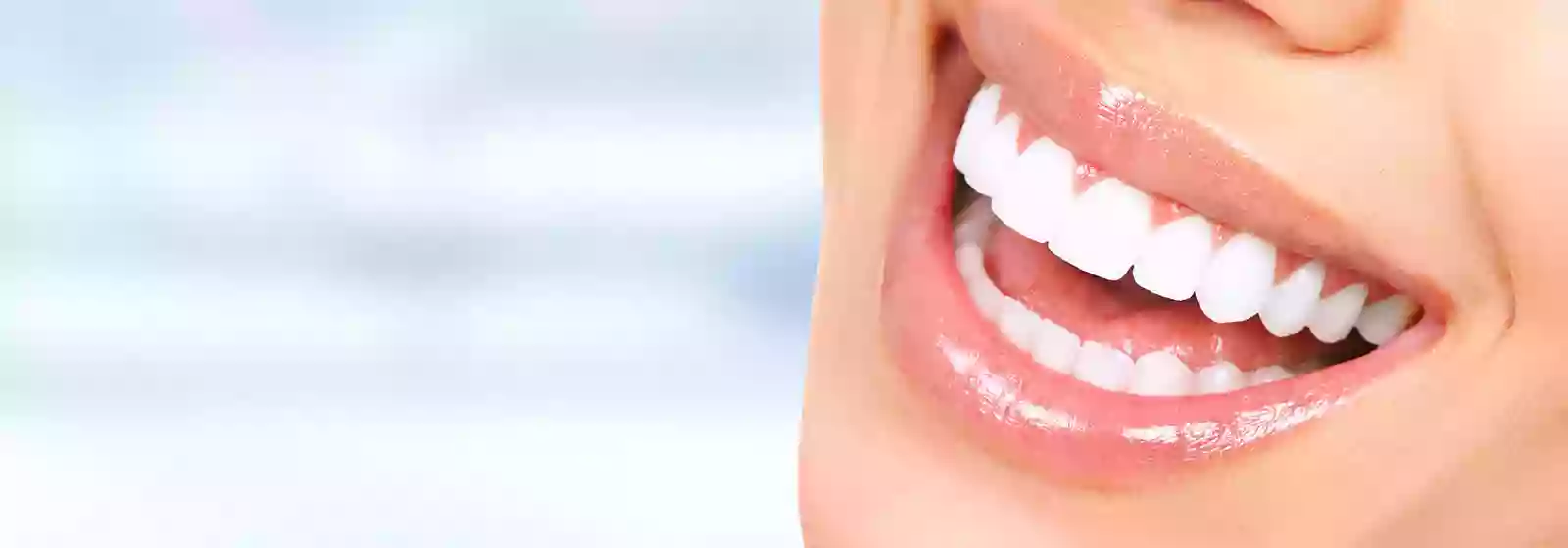 M.ª Del Carmen Seoane Gómez Clínica Dental M.ª Del Carmen Seoane Gómez Clínica Dental