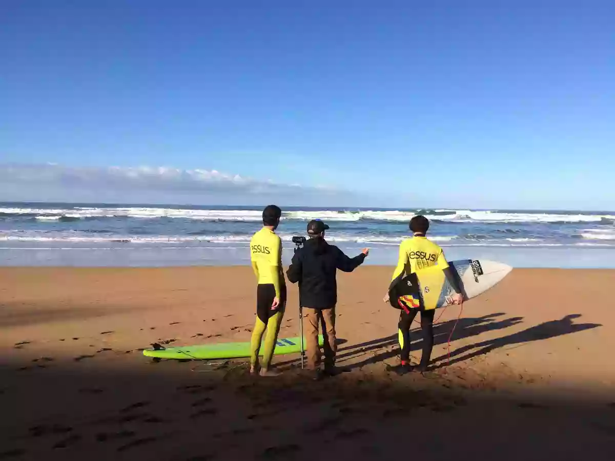 Essus Surf Eskola Zarautz Essus Surf Eskola Zarautz