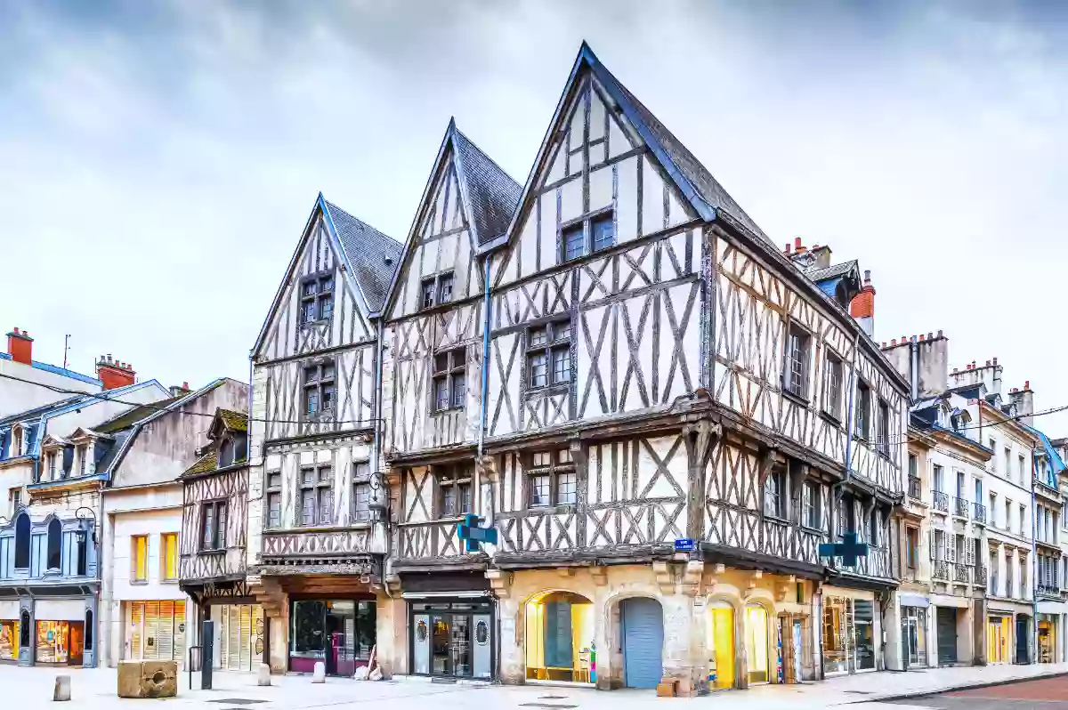 LE BERBIZ' TOPDESTINATION-DIJON LE BERBIZ' TOPDESTINATION-DIJON