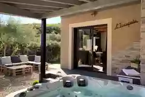 L'escapade L'escapade