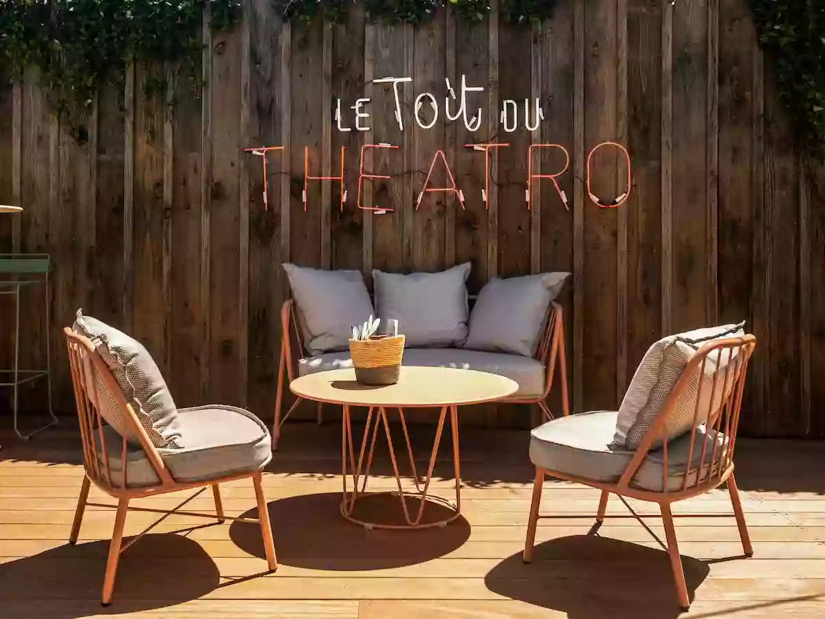 Le Toit du Theatro Le Toit du Theatro
