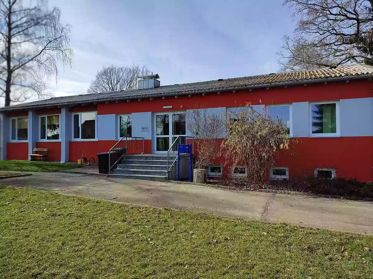 Städtischer Kindergarten Holzingen Städtischer Kindergarten Holzingen