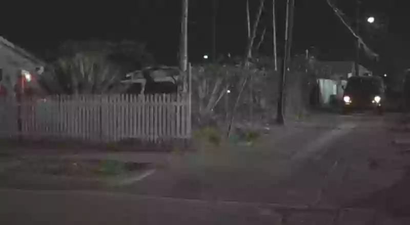 L a Tire L a Tire
