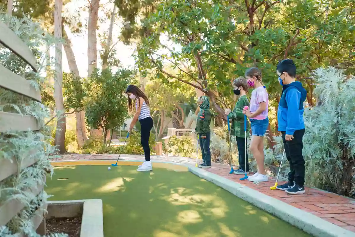 Golf Gardens Golf Gardens