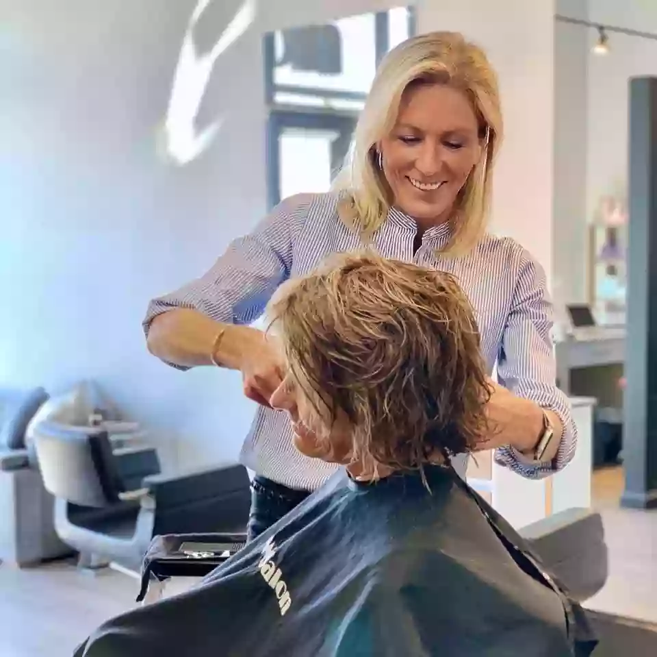 Salon Phoebe Salon Phoebe