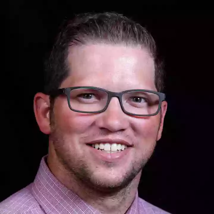 Dr. Derick Fenton Dr. Derick Fenton