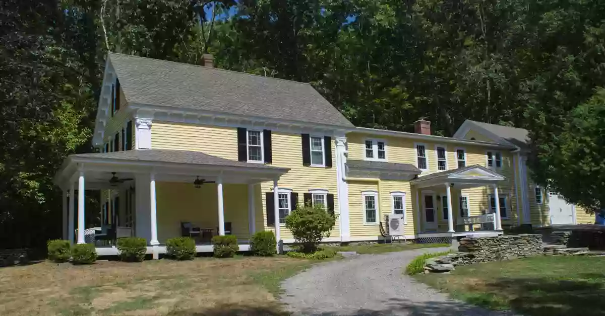 The Stoneledge Inn The Stoneledge Inn