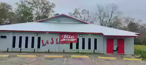 L J Lounge