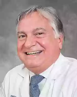 Dr. Ernesto Ruas Dr. Ernesto Ruas