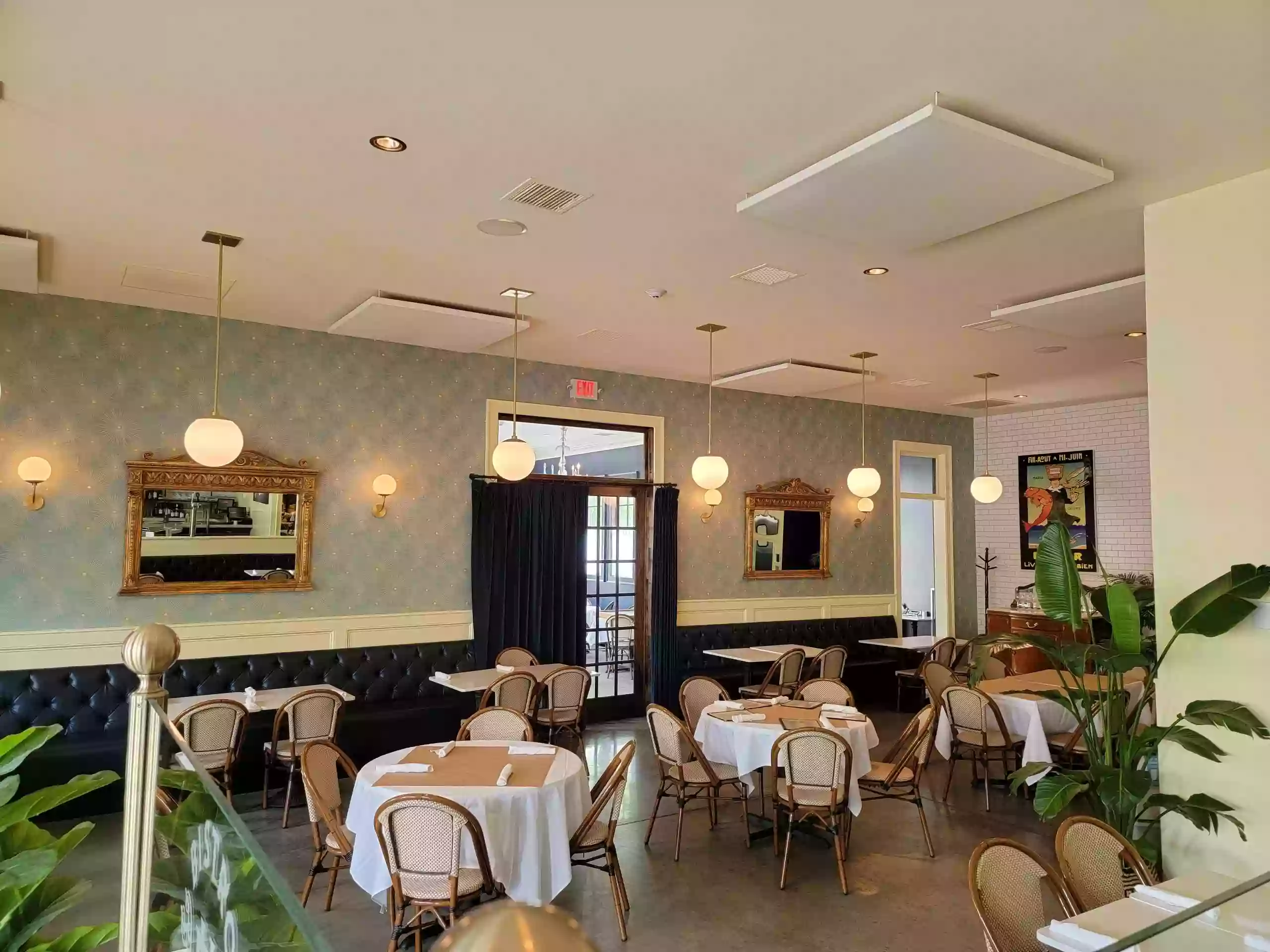 Bistro Hilary Bistro Hilary