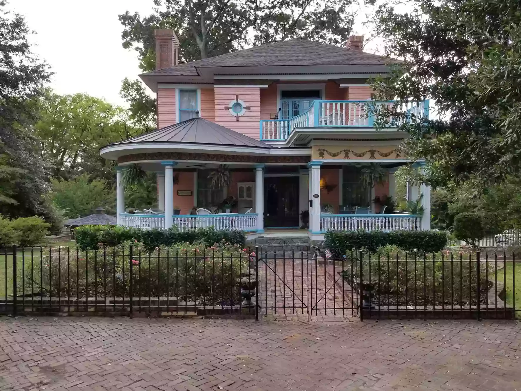 Peach House Peach House