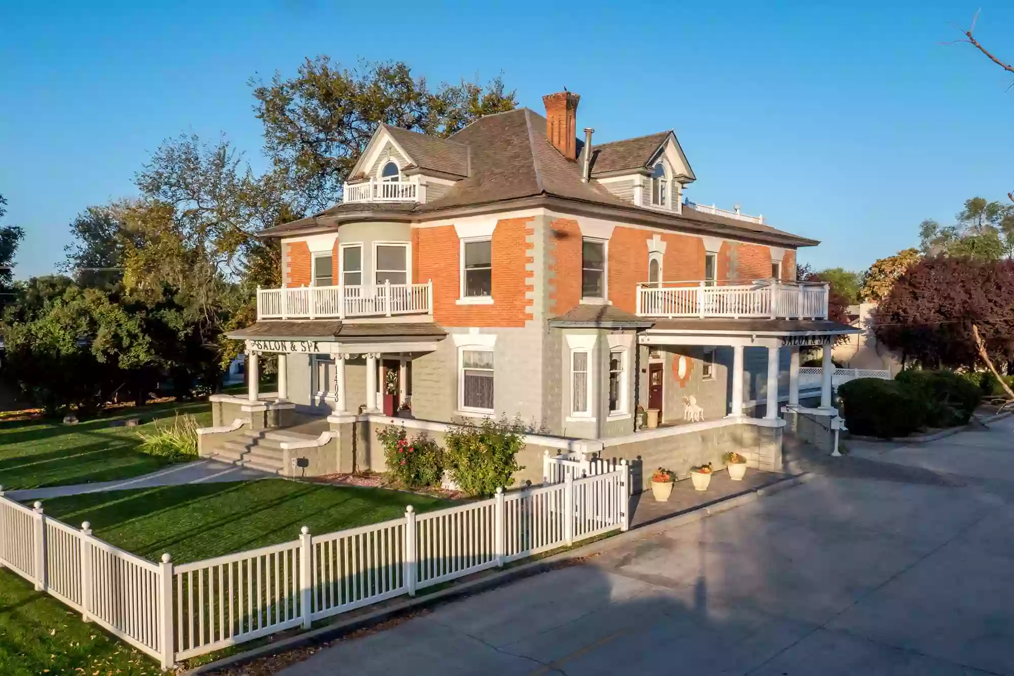Hasbrouck House Hasbrouck House