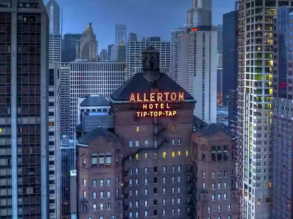 Warwick Allerton - Chicago Warwick Allerton - Chicago