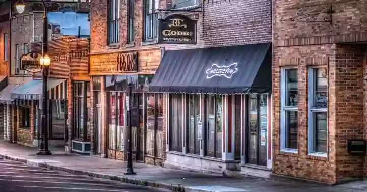 D.C. Cobb's Huntley D.C. Cobb's Huntley