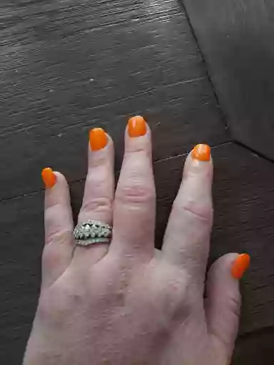 D.T. Nails D.T. Nails
