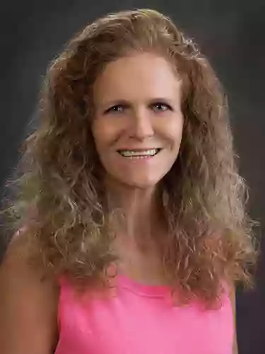 Lisa Moore, LCSW Lisa Moore, LCSW