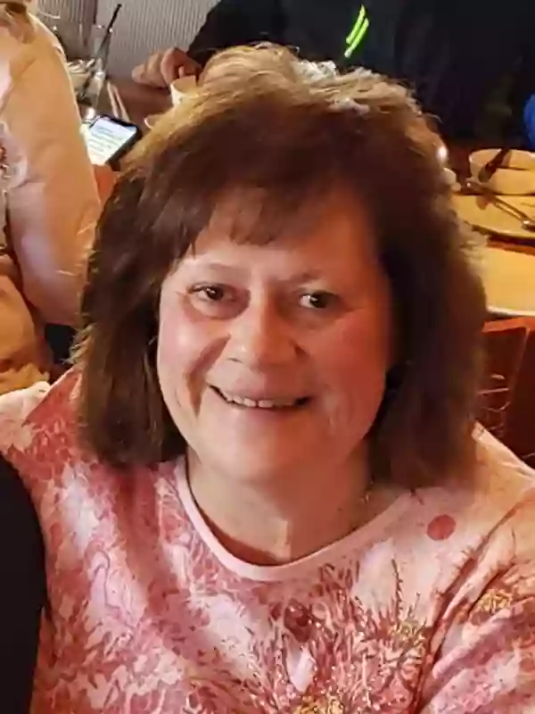 Dr. Cynthia Hanson Dr. Cynthia Hanson