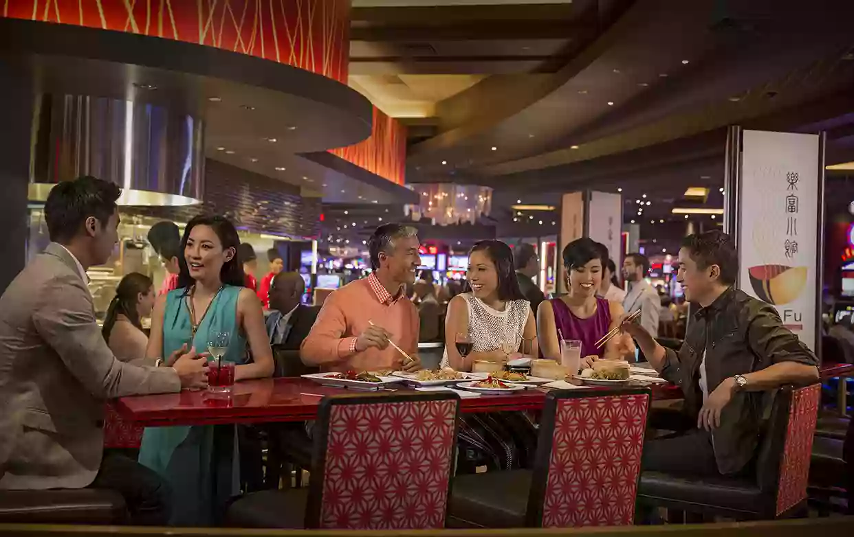 8 at Luk Fu 8 at Luk Fu