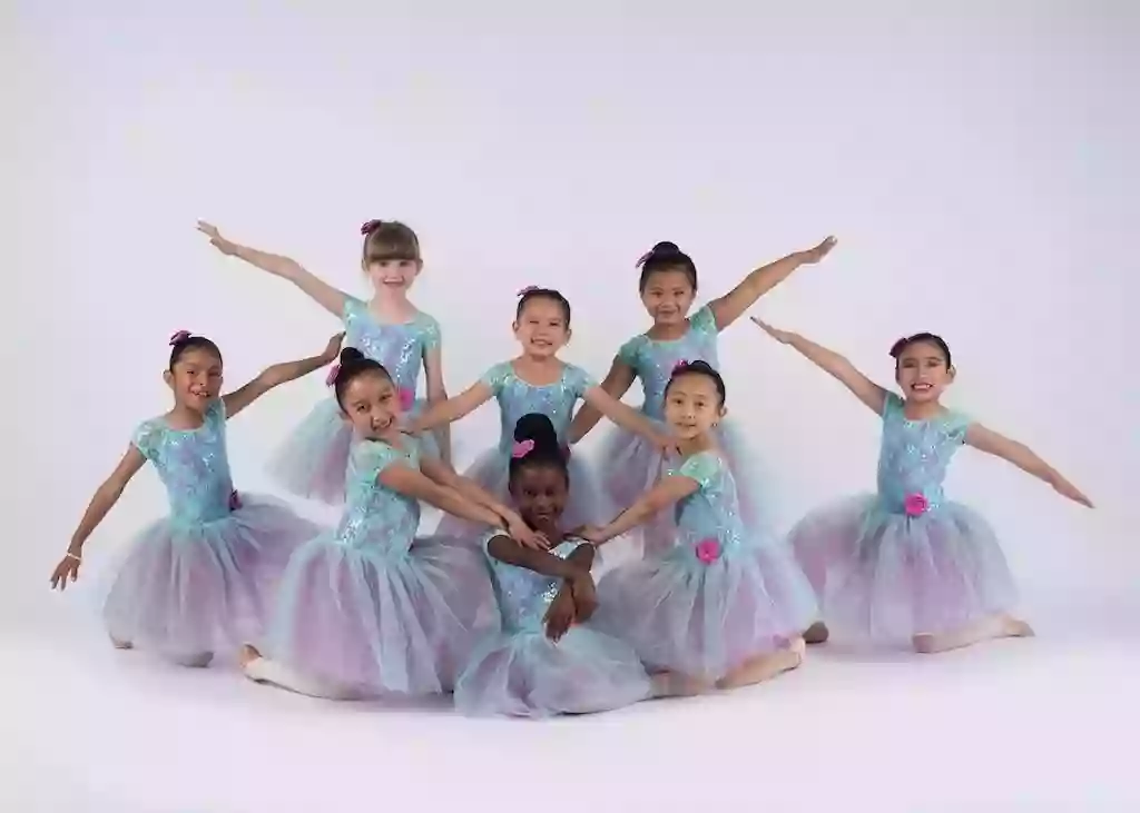 COMMOTION Dance COMMOTION Dance