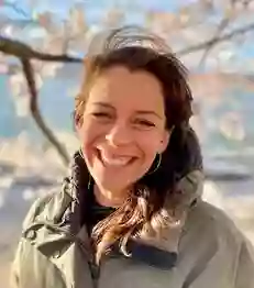 Julia Wenegrat, LMFT Julia Wenegrat, LMFT