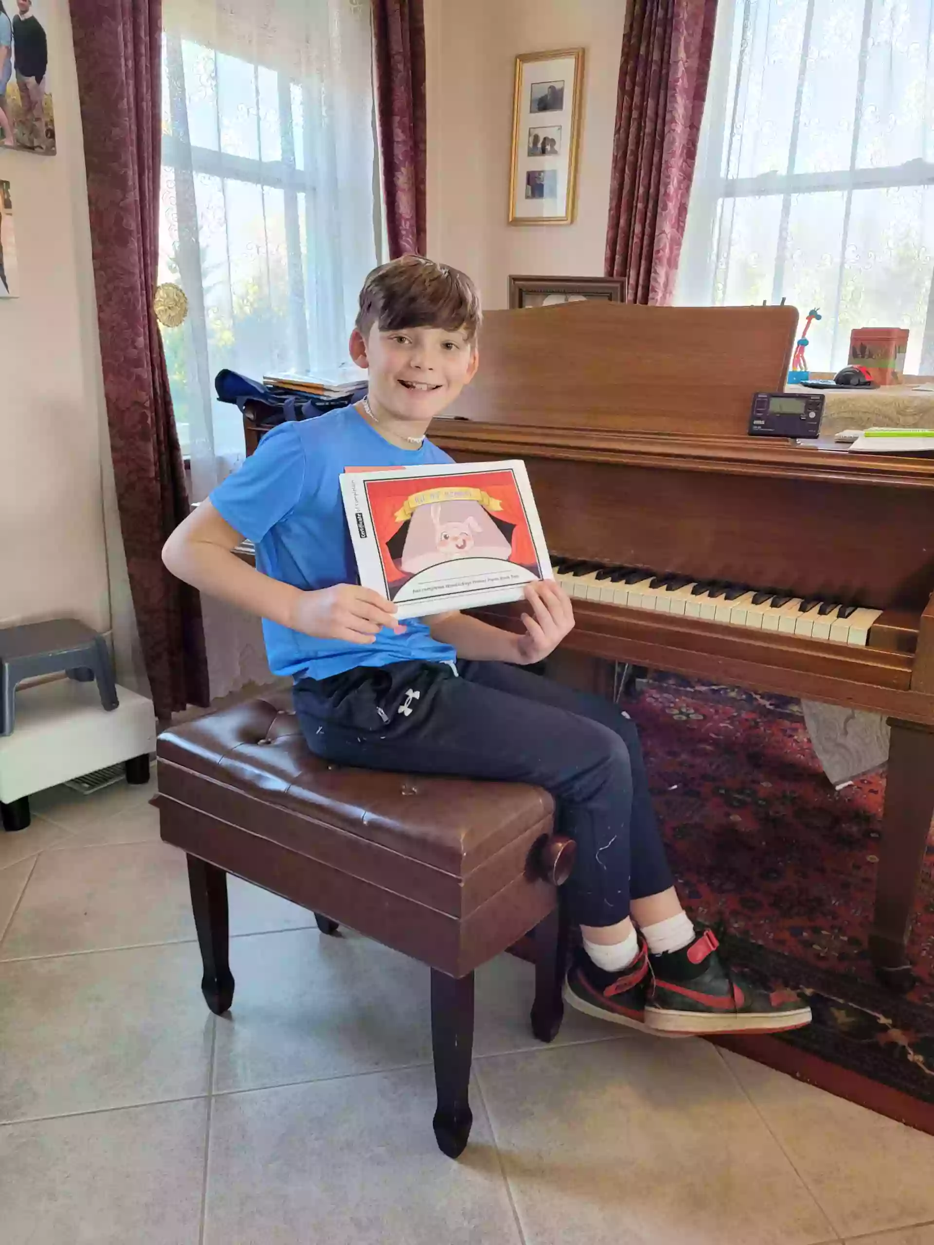 PianowithViv PianowithViv