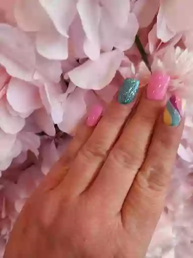 Kiss Nails Kiss Nails