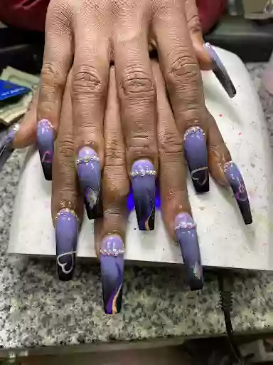 Vue's Nail Vue's Nail