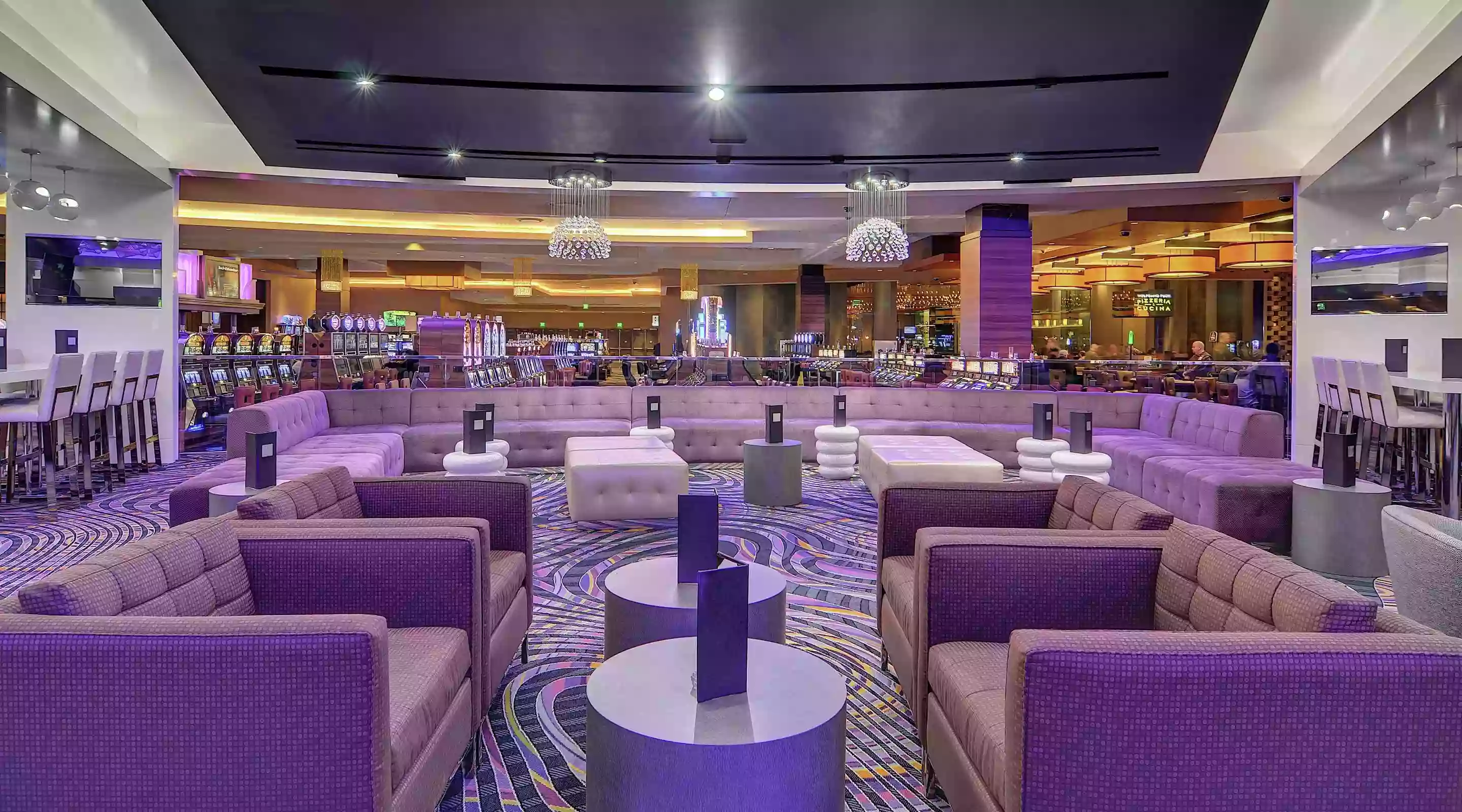 AXIS Lounge AXIS Lounge