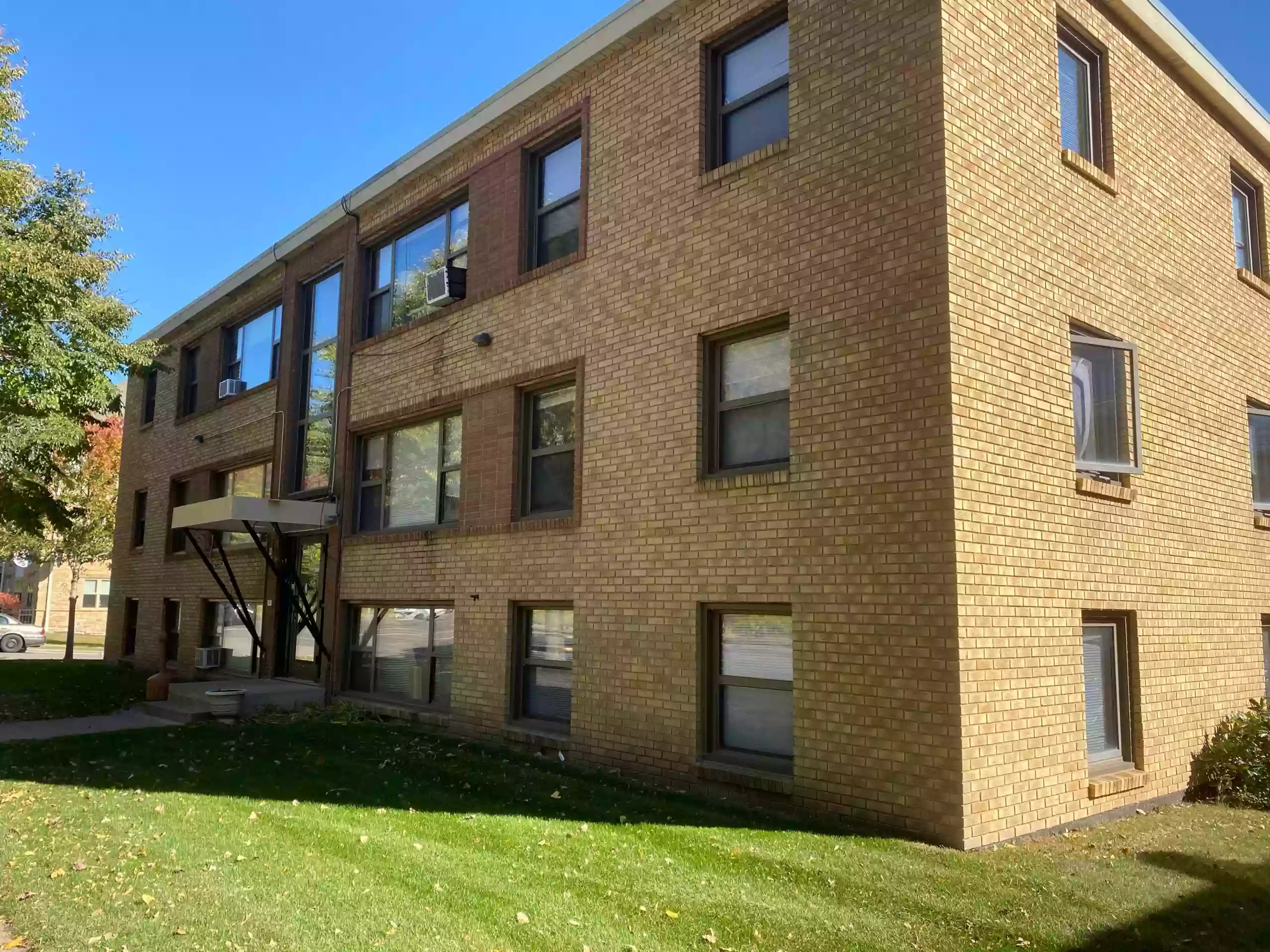 West 7th Apartments West 7th Apartments
