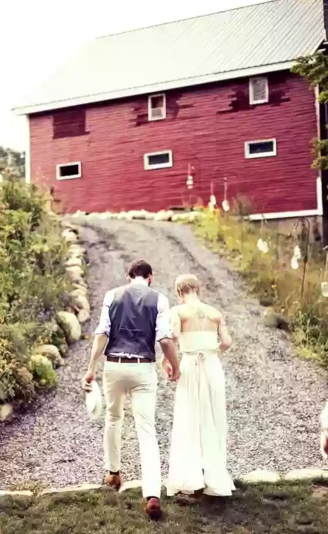 RUSTIC GATHERINGS LODGE RUSTIC GATHERINGS LODGE