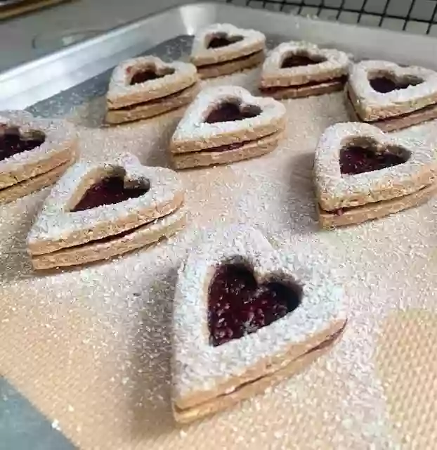 HeartsNBarks HeartsNBarks