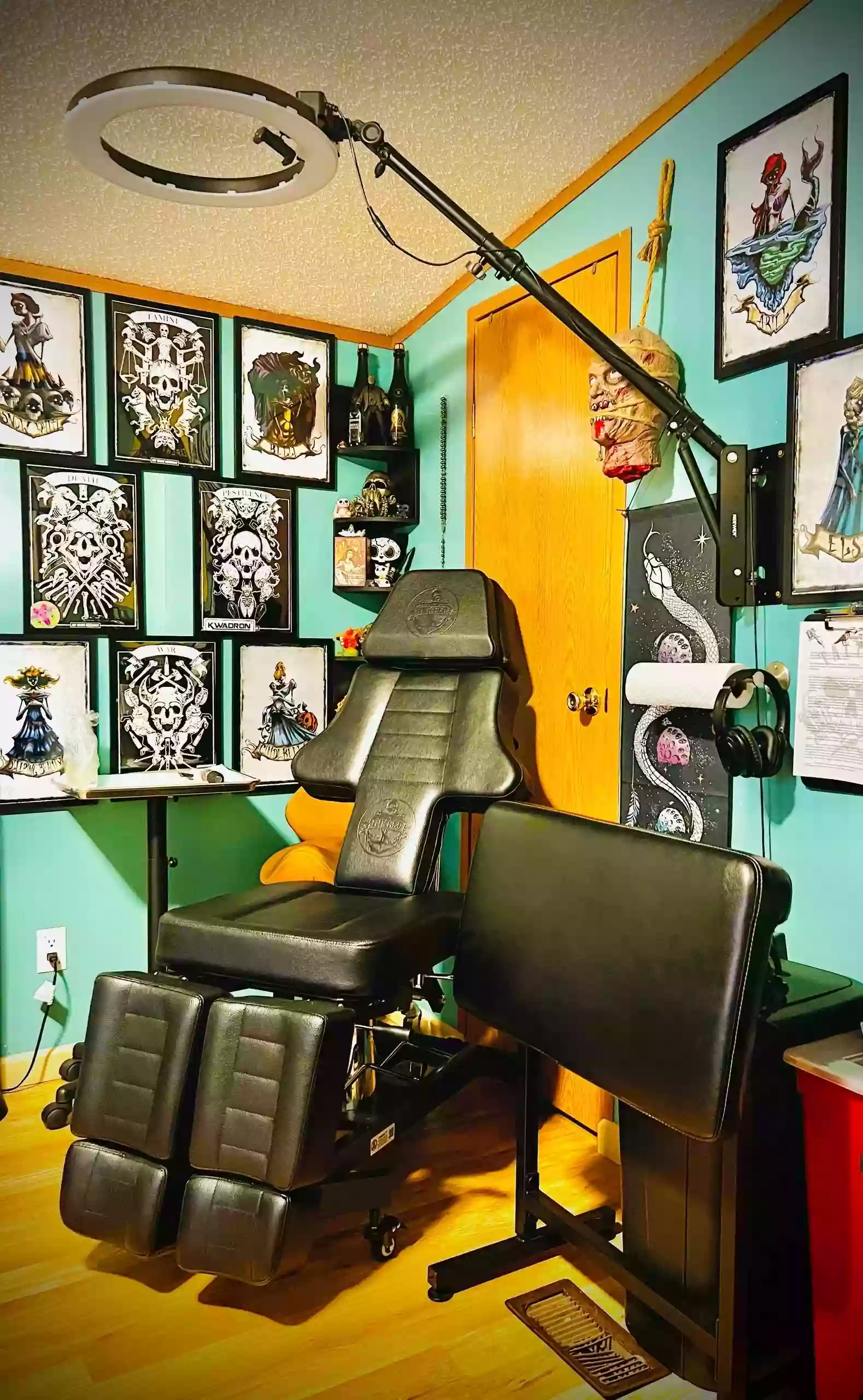 Pariah Tattoo Pariah Tattoo