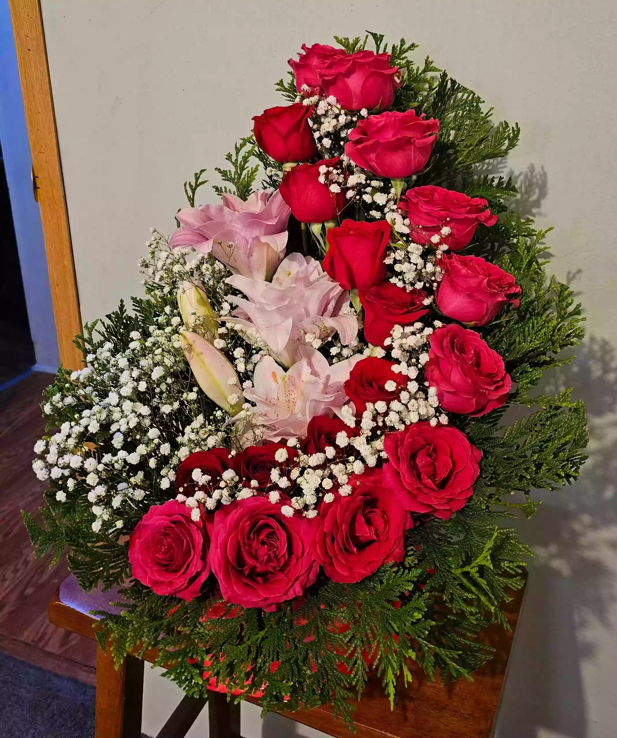 Flowers by Pascual Flowers by Pascual