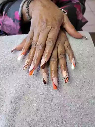 Pretty Nails Pretty Nails