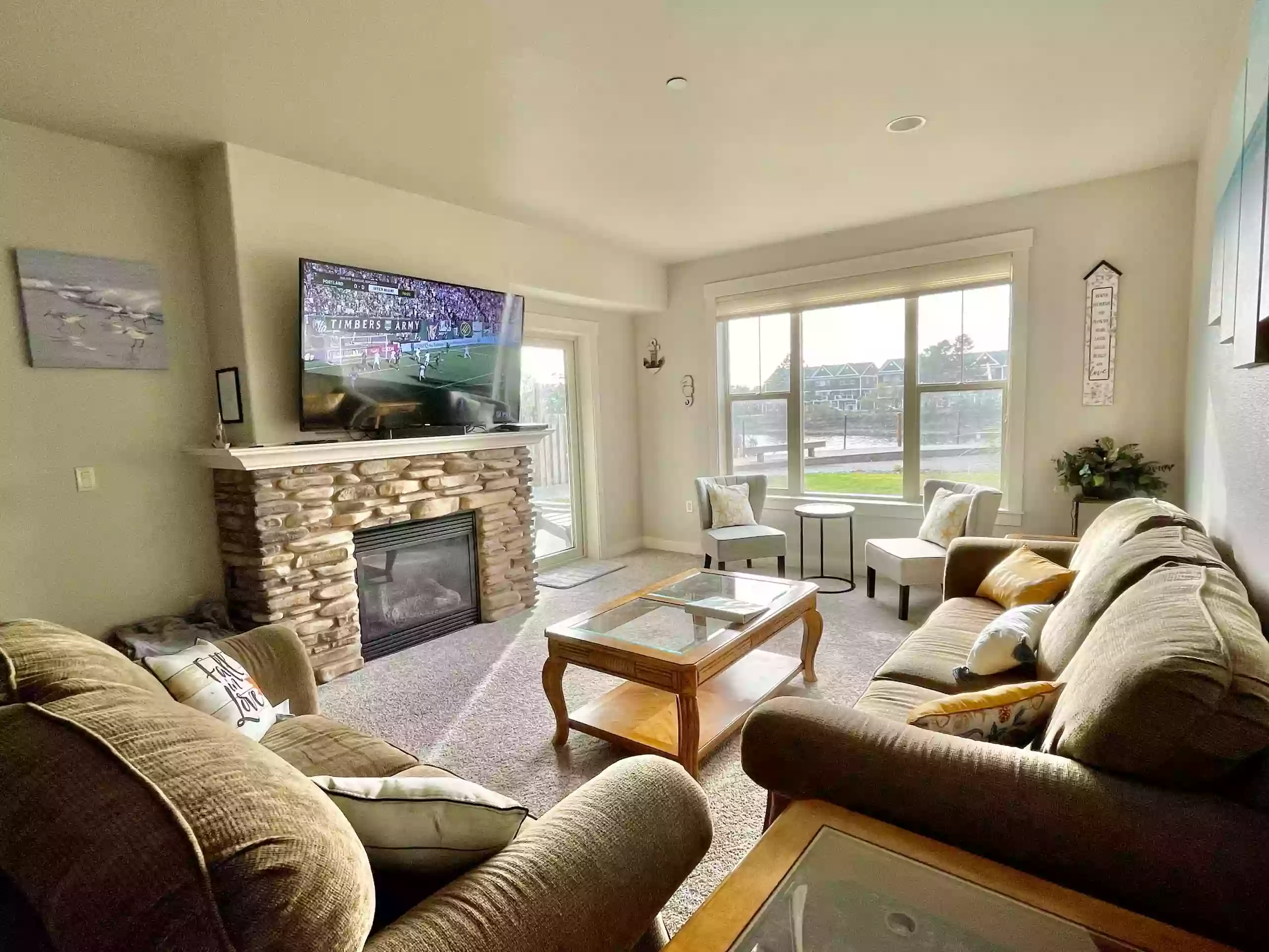 Riverfront Seaside Condo Riverfront Seaside Condo