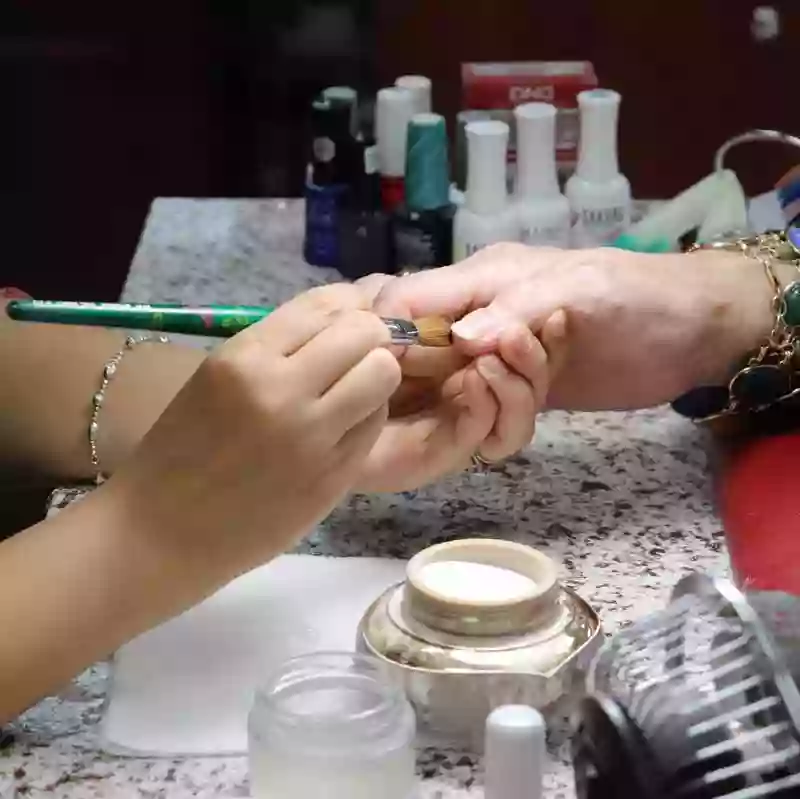 Empire Nails Empire Nails
