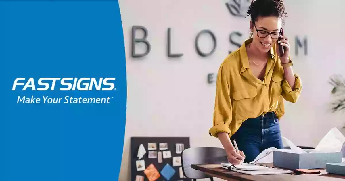 FASTSIGNS FASTSIGNS