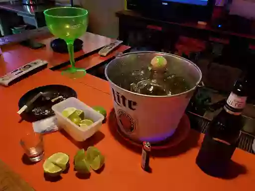 Cue Club