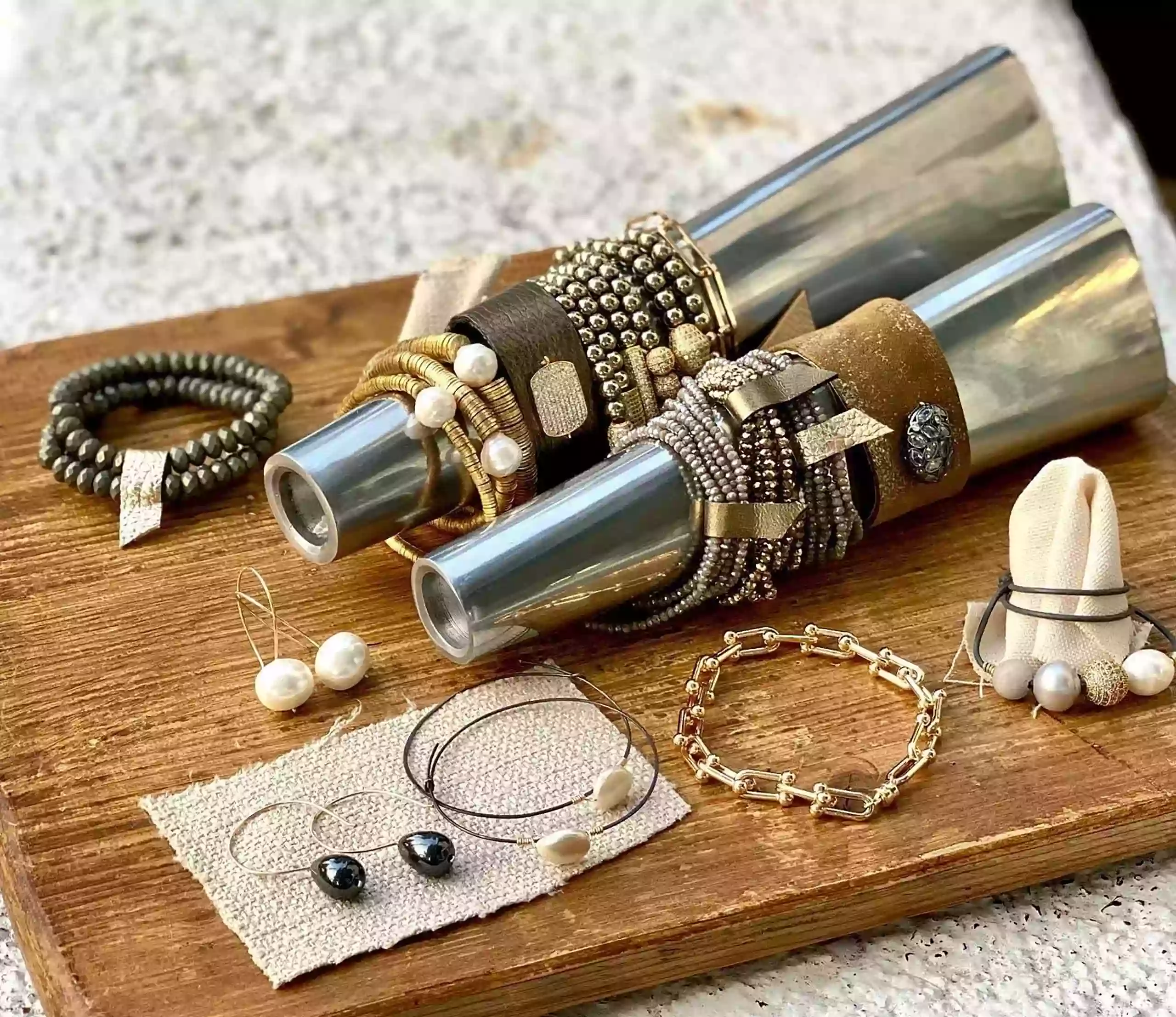Hila. Designs Hila. Designs